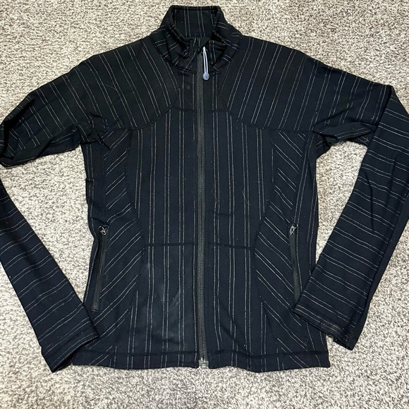 Lululemon Define Stripe Zip Up - Picture 1 of 5